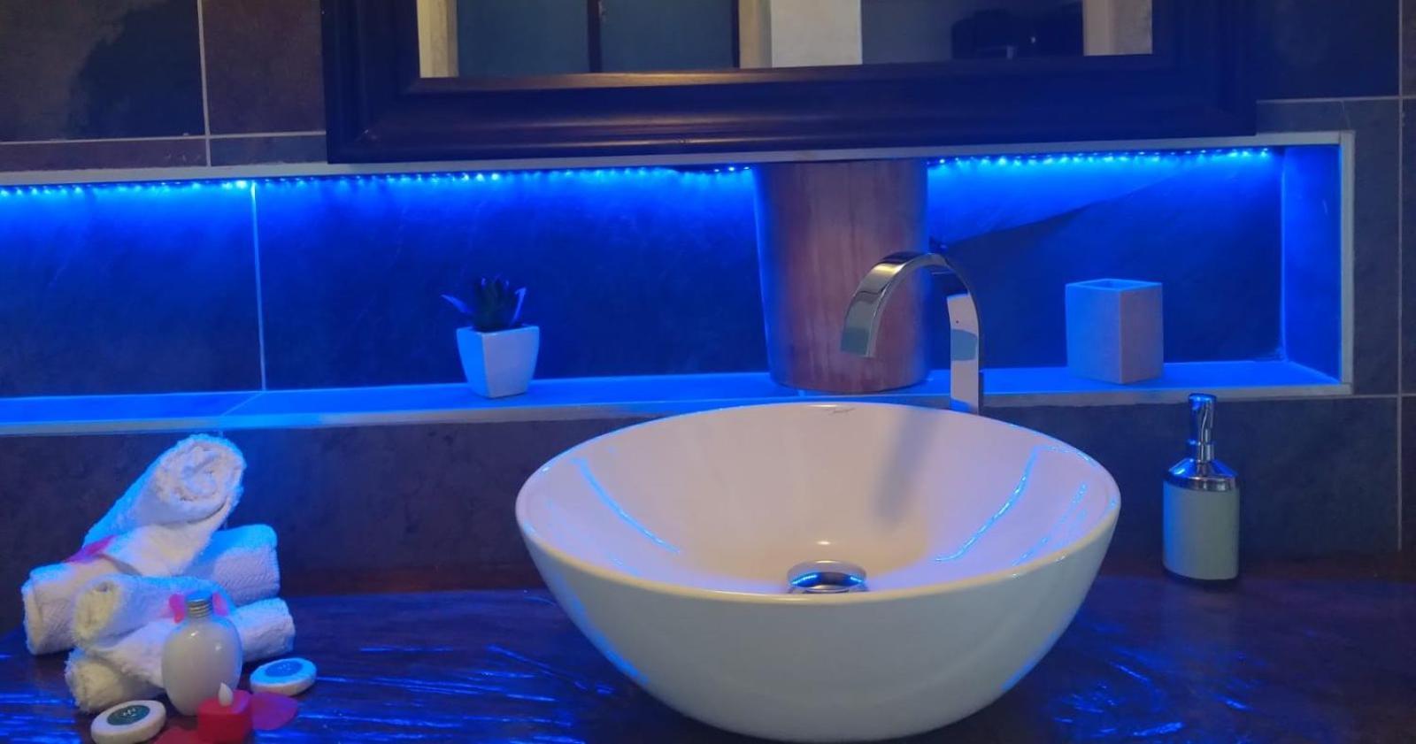 Northwest Bay Seaview Apartment بو فالون المظهر الخارجي الصورة