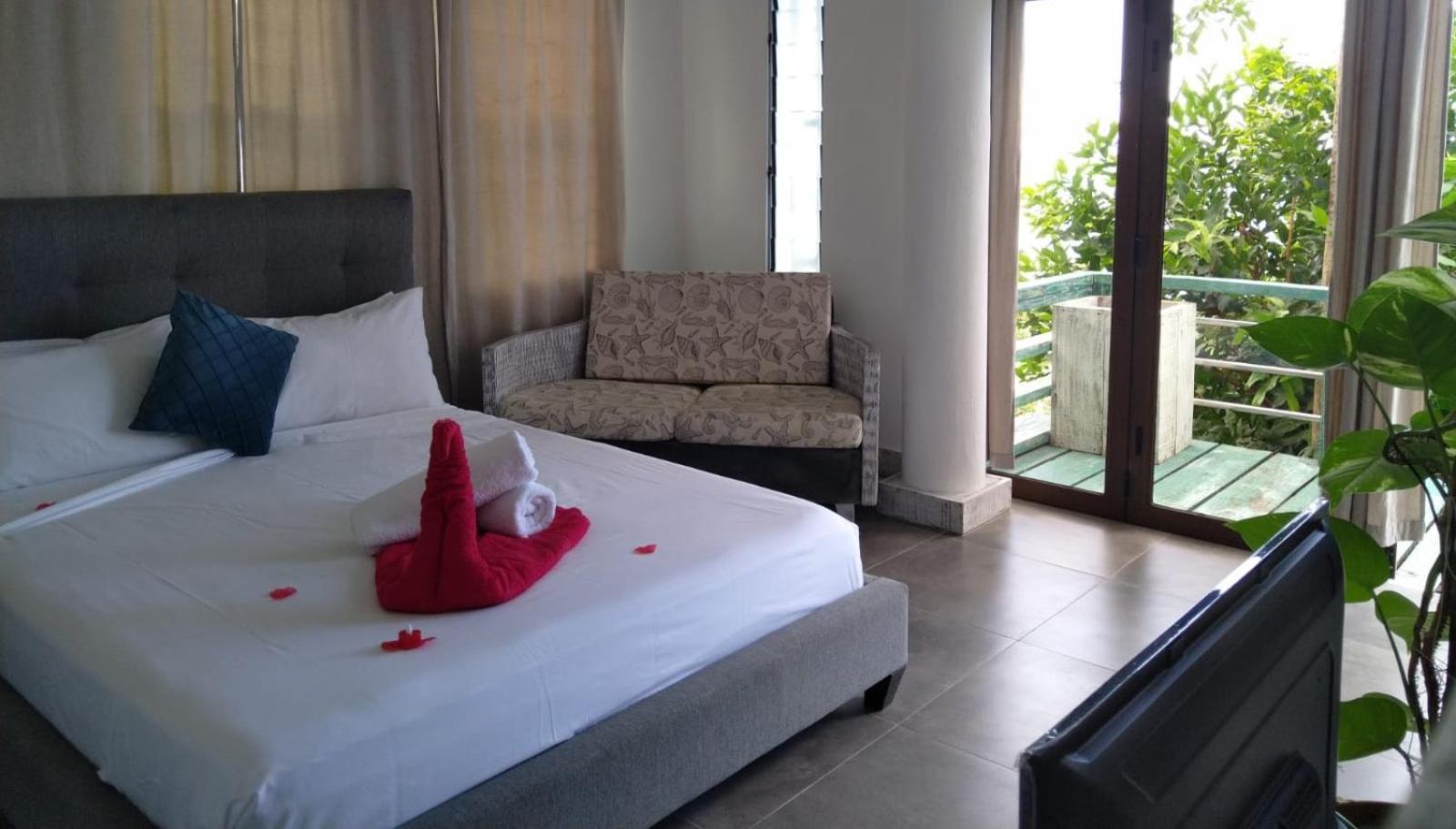 Northwest Bay Seaview Apartment بو فالون المظهر الخارجي الصورة